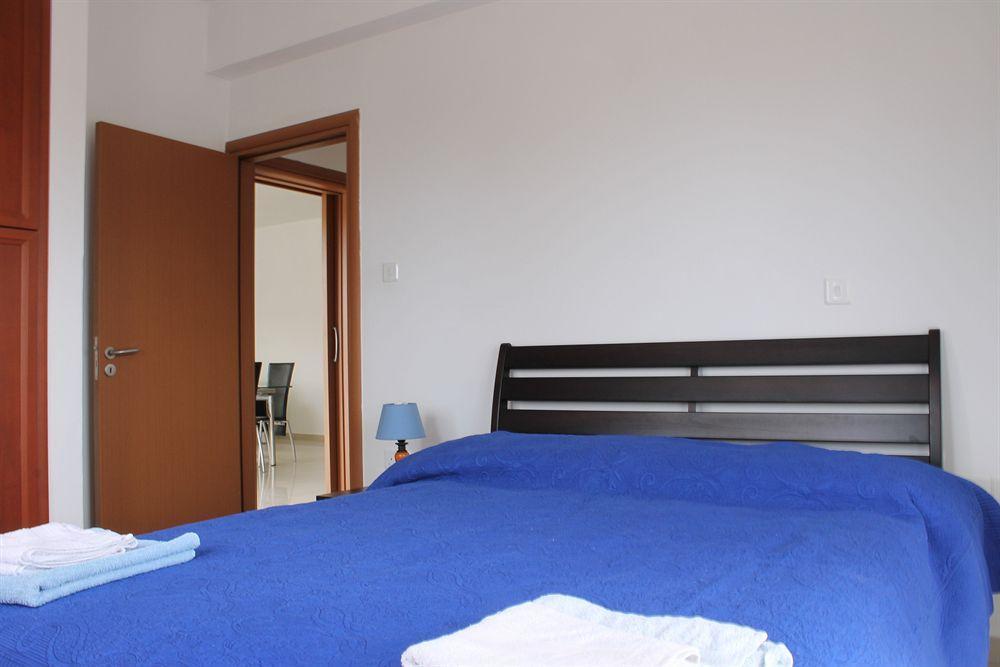 Ferienwohnung Galatia'S Court Paphos Exterior foto