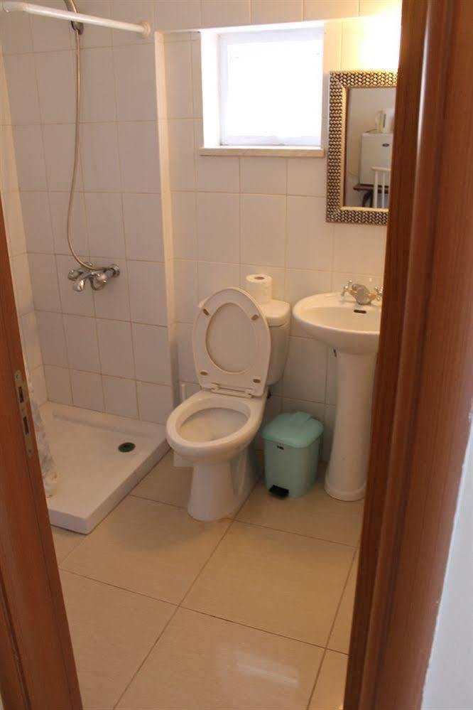 Ferienwohnung Galatia'S Court Paphos Exterior foto